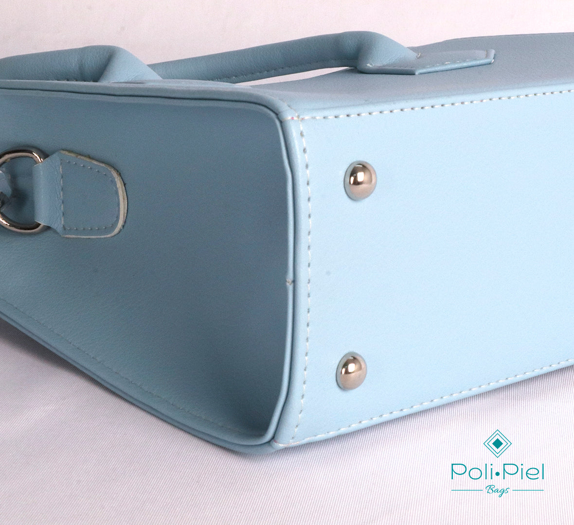 Pink: bolso pastel en microfibra para un look delicado y moderno